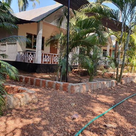 Saxony Village Resort Агонда Экстерьер фото